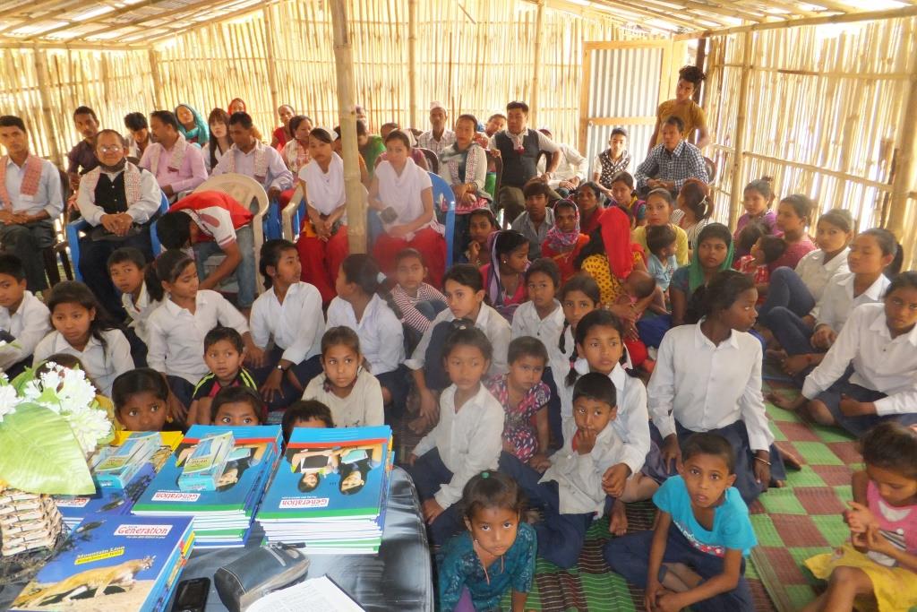 inwijding van schooltje in Dhimdime